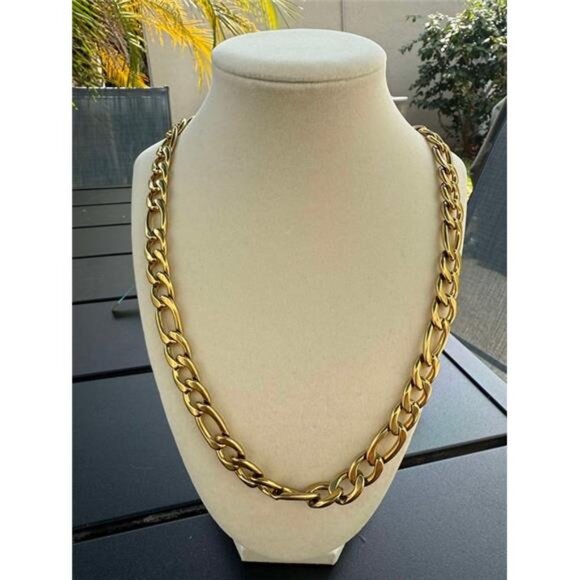 18K Real Gold Plated 24 inches 10mm Figaro Link Chain Heavy Necklace Jewelry - Picture 1 of 5